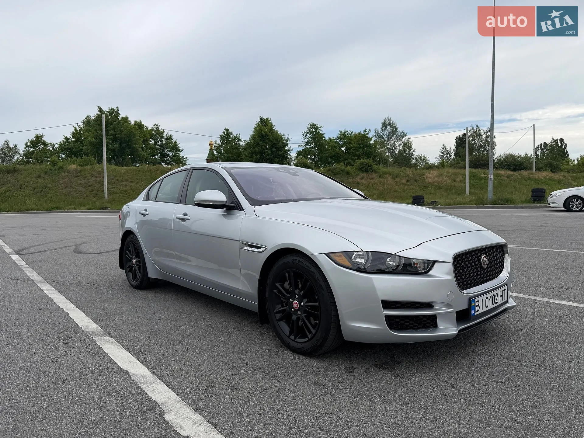 2017 Jaguar XE - мініатюра 8