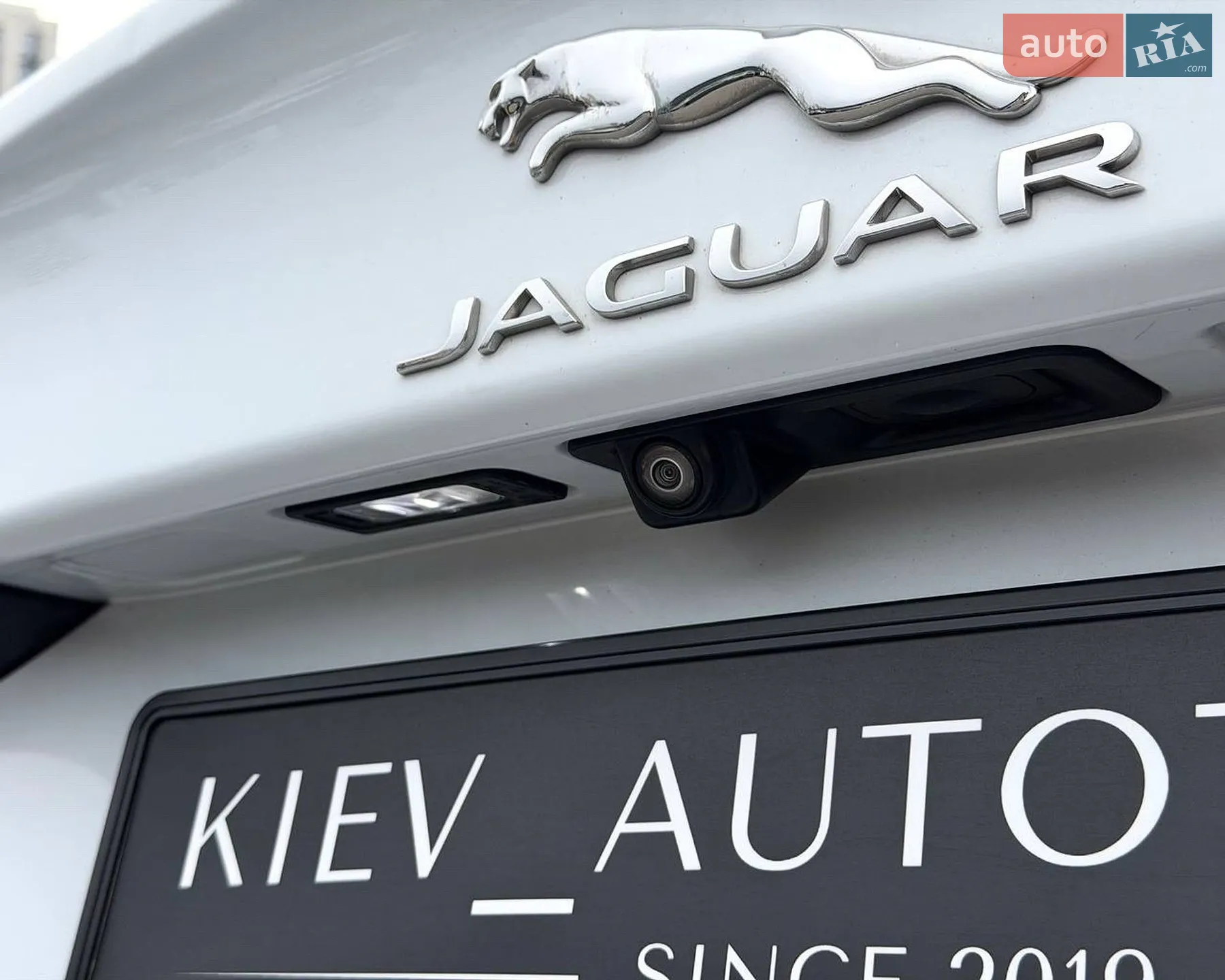 2019 Jaguar XE - мініатюра 19