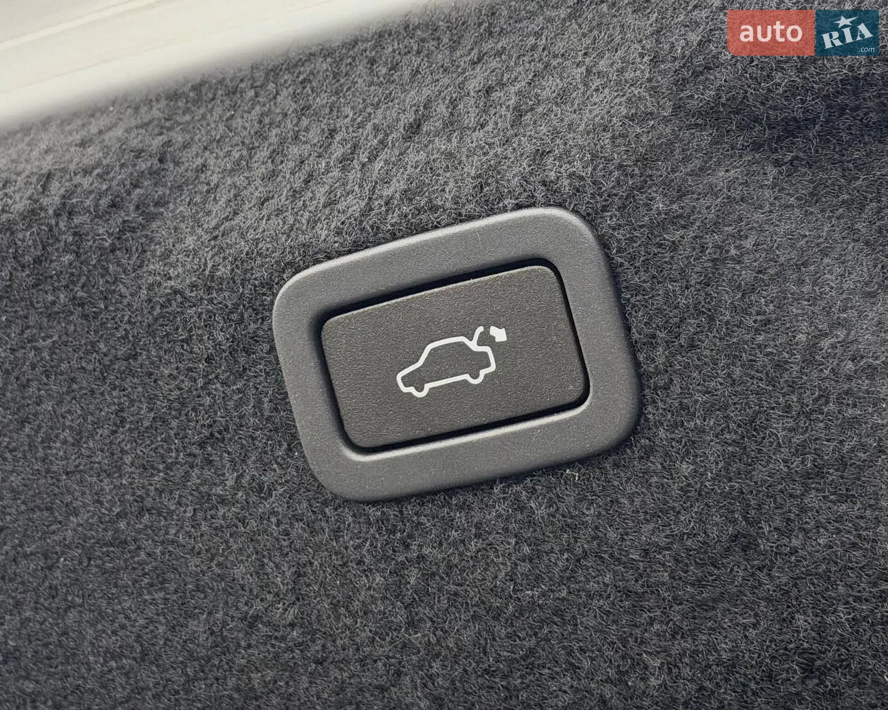 2019 Jaguar XE - мініатюра 46