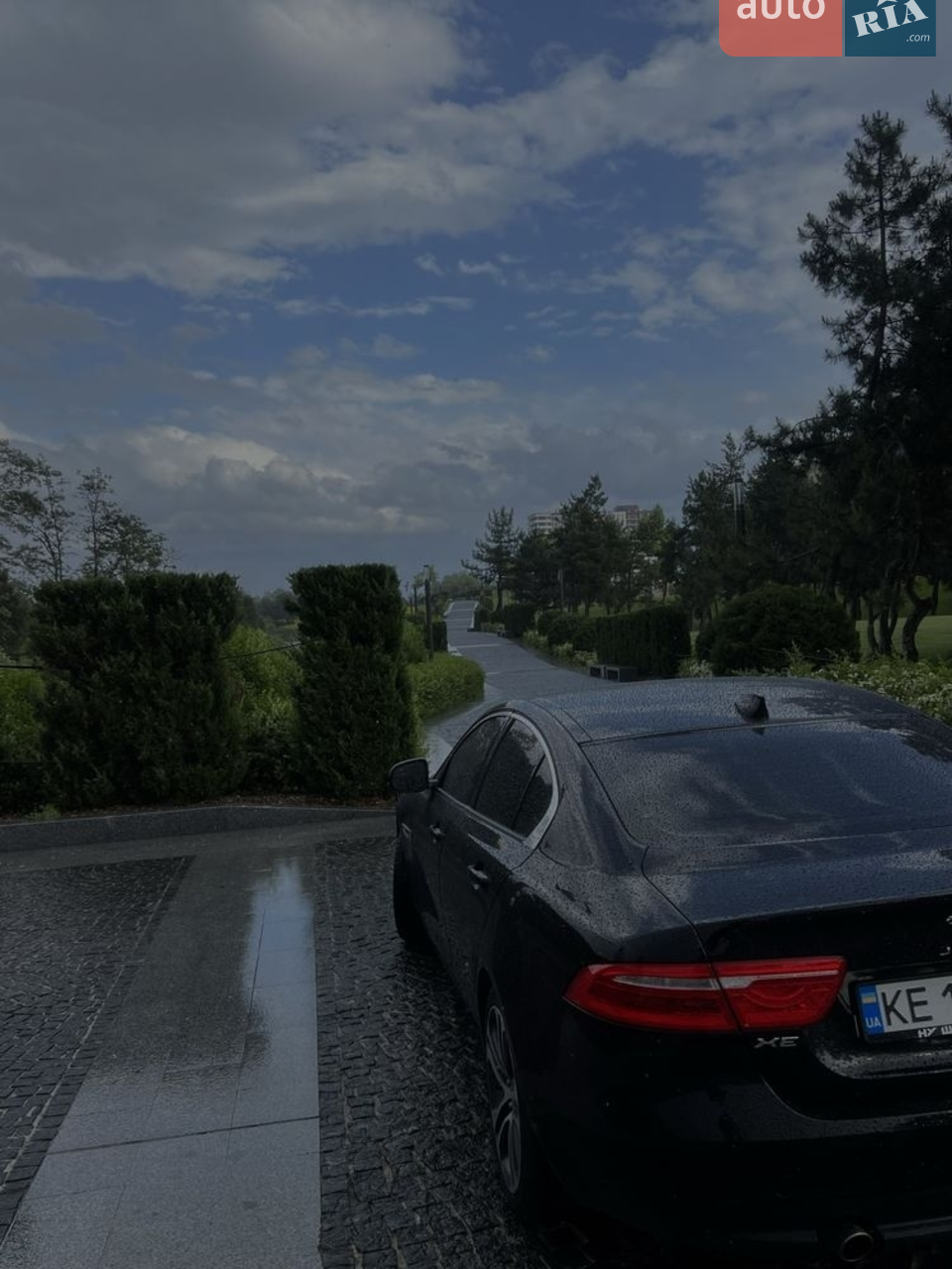 2016 Jaguar XE - мініатюра 15