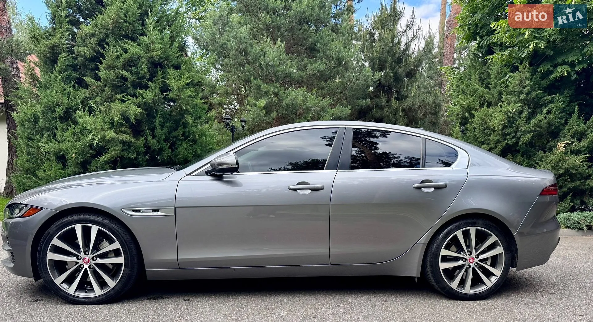2020 Jaguar XE - мініатюра 8