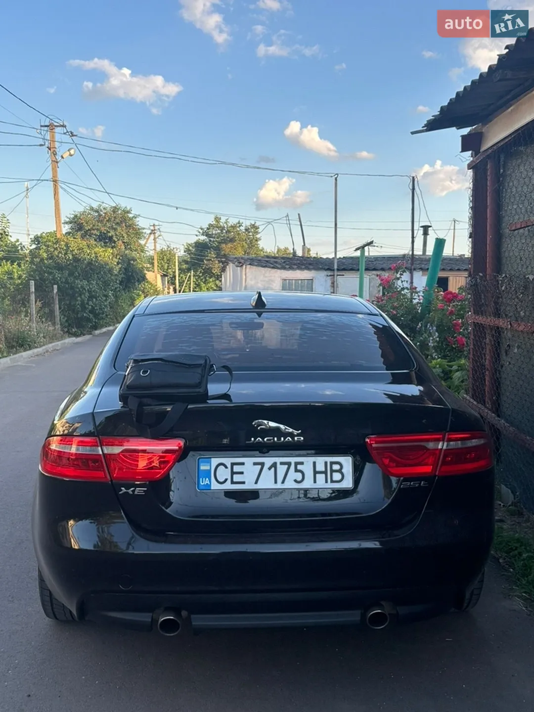 2019 Jaguar XE - мініатюра 3