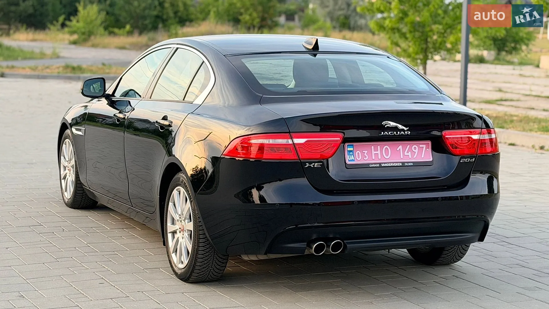 2016 Jaguar XE - мініатюра 7