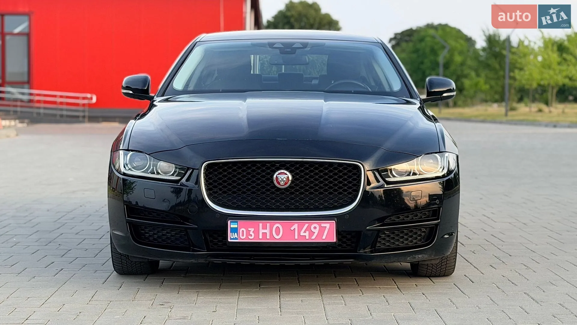 2016 Jaguar XE - мініатюра 12