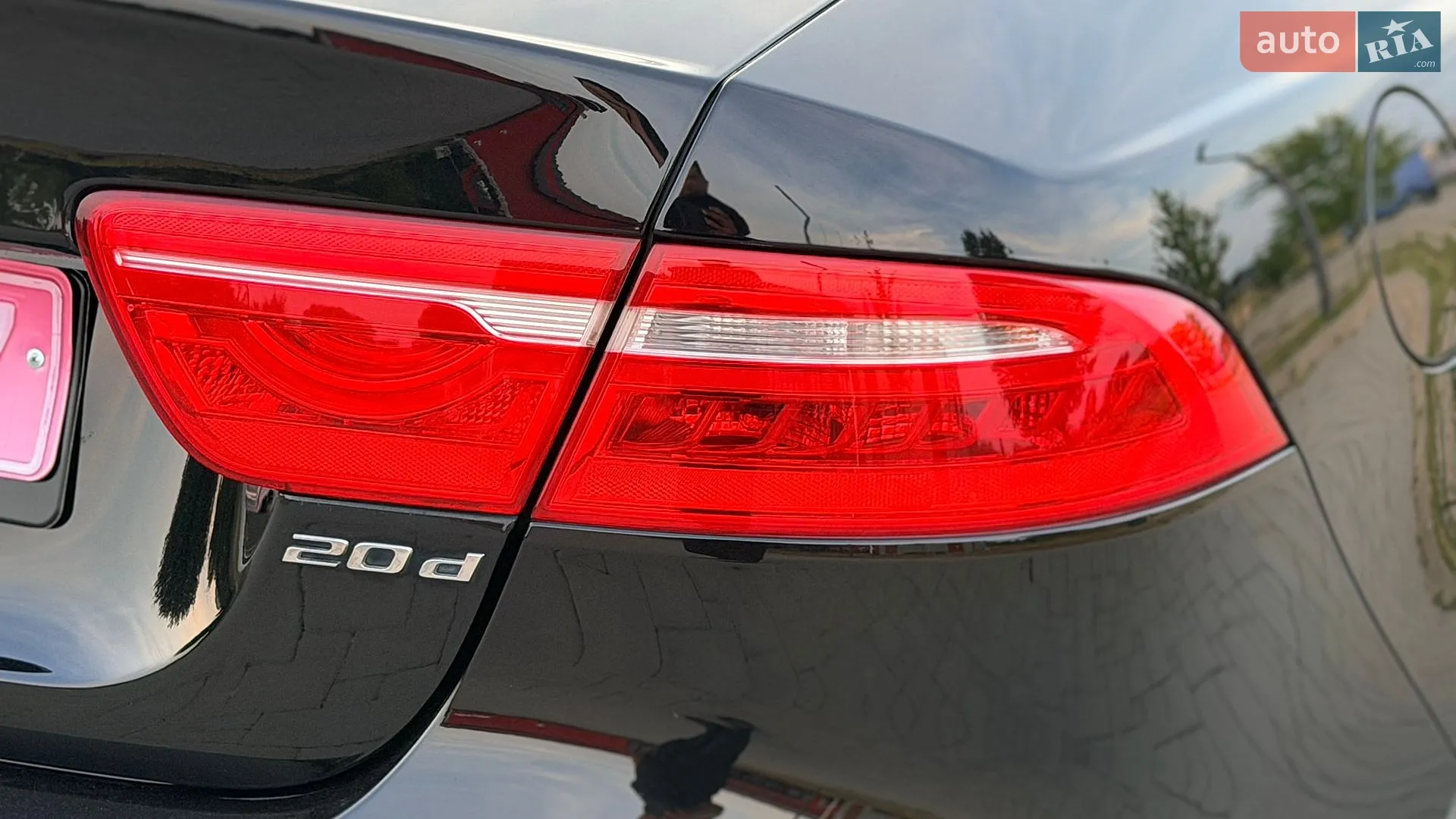 2016 Jaguar XE - мініатюра 16