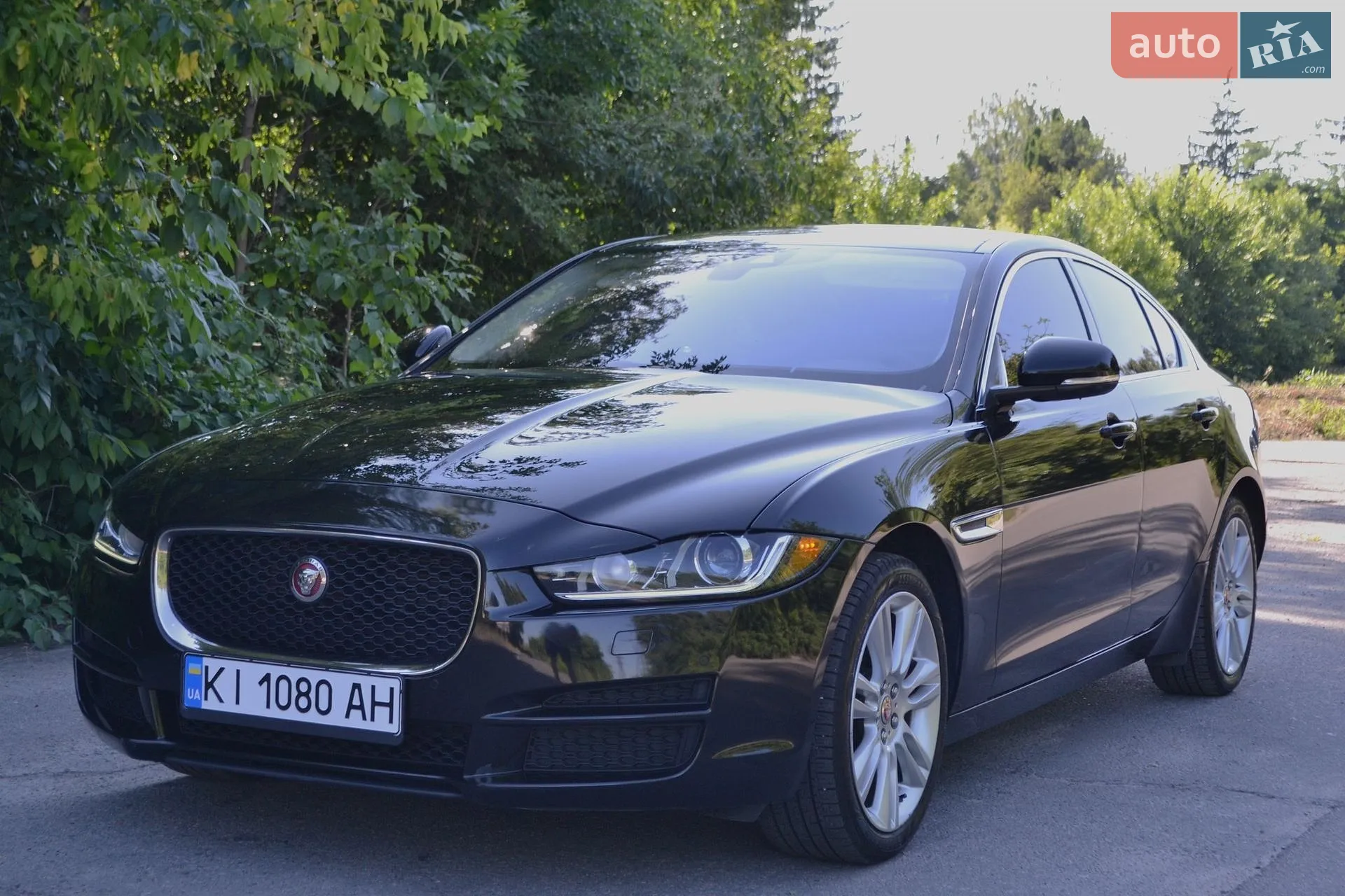 2018 Jaguar XE - мініатюра 4