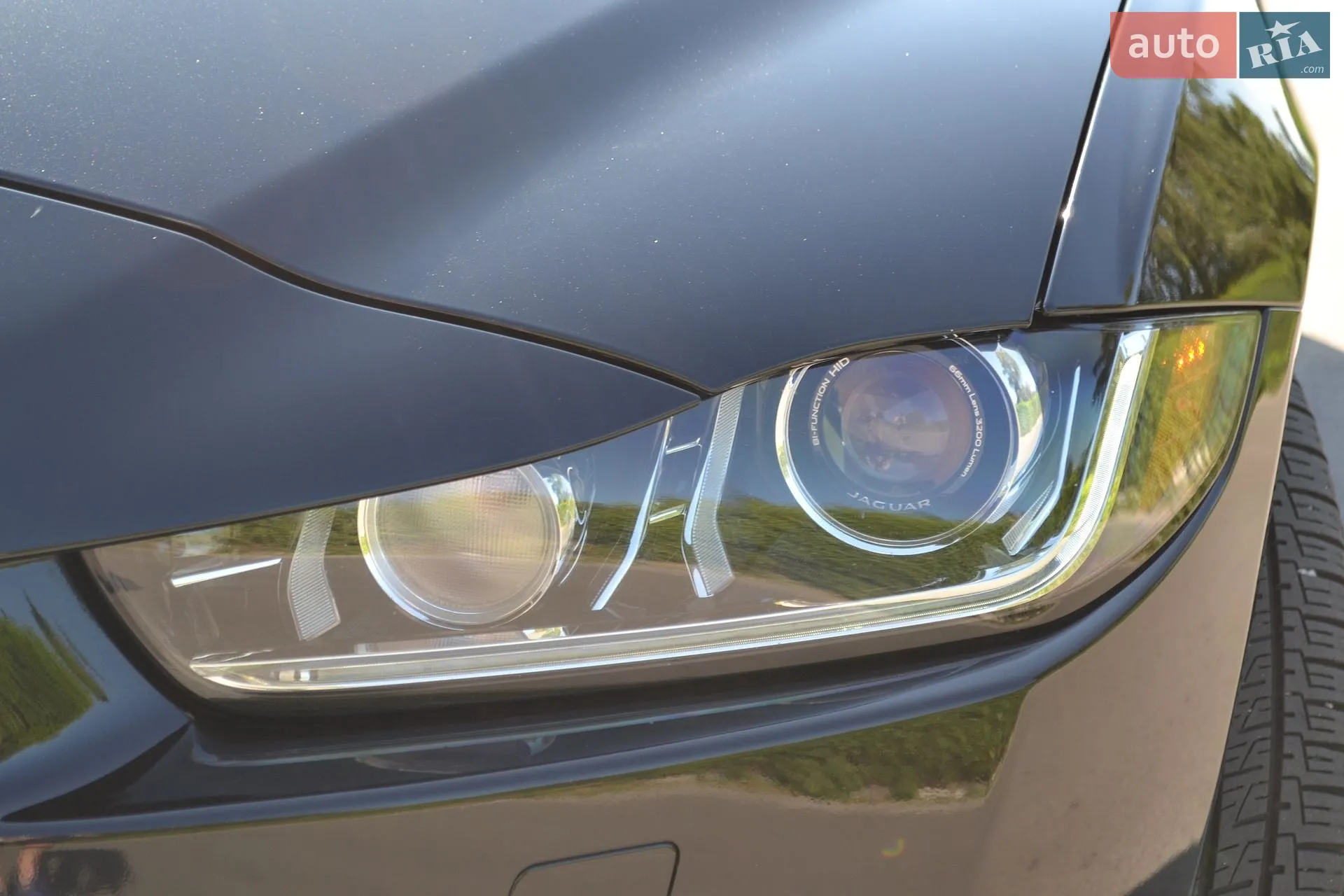 2018 Jaguar XE - мініатюра 21