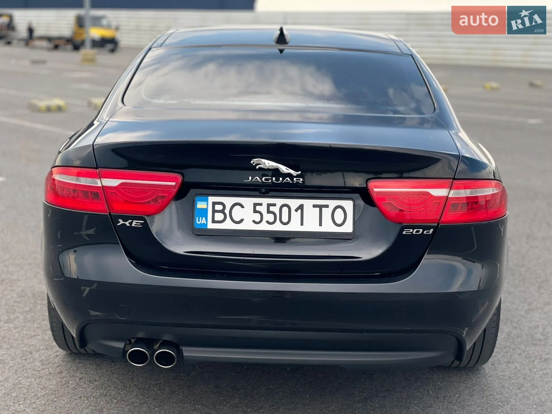 2016 Jaguar XE - мініатюра 21