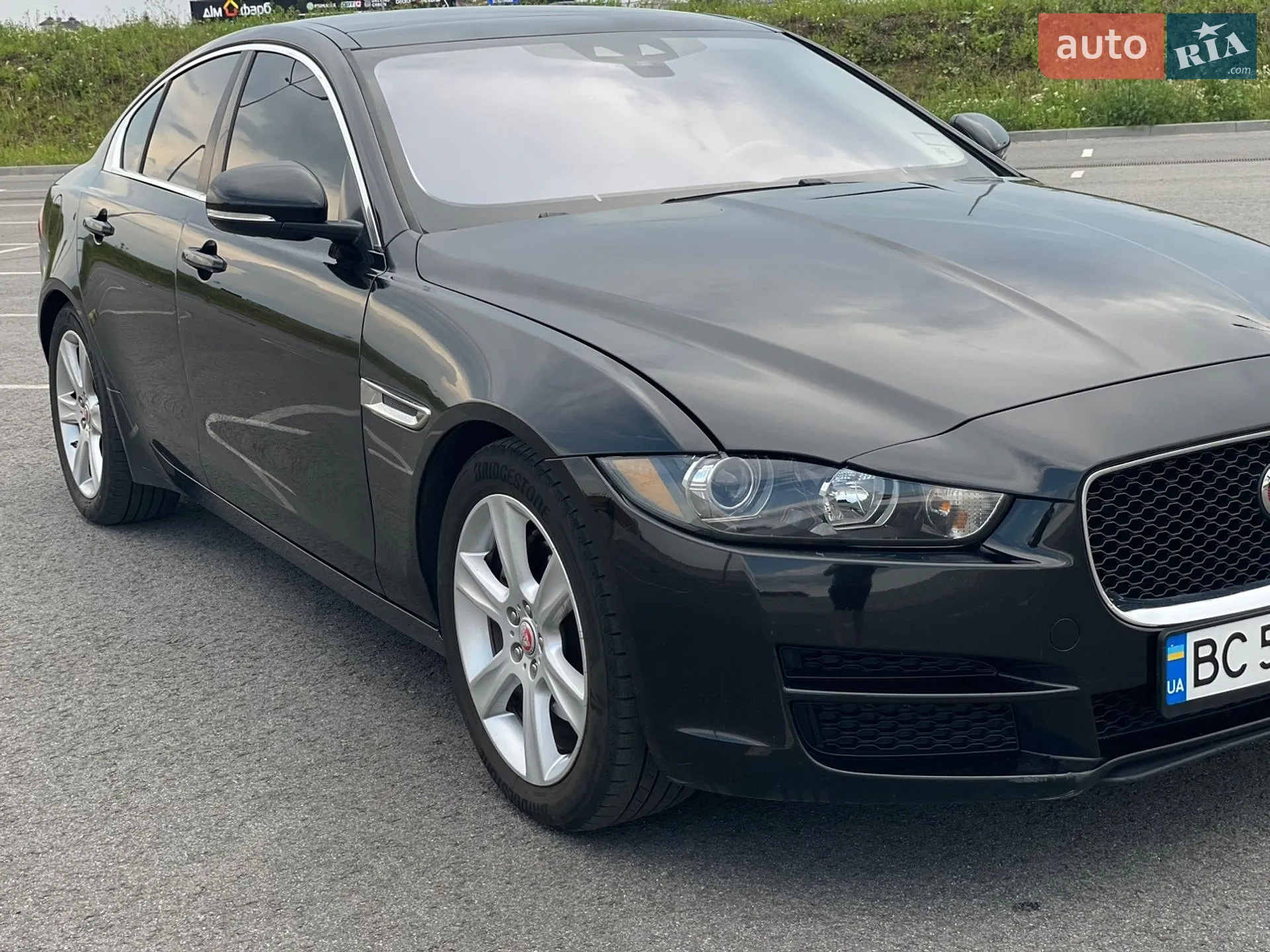 2016 Jaguar XE - мініатюра 31