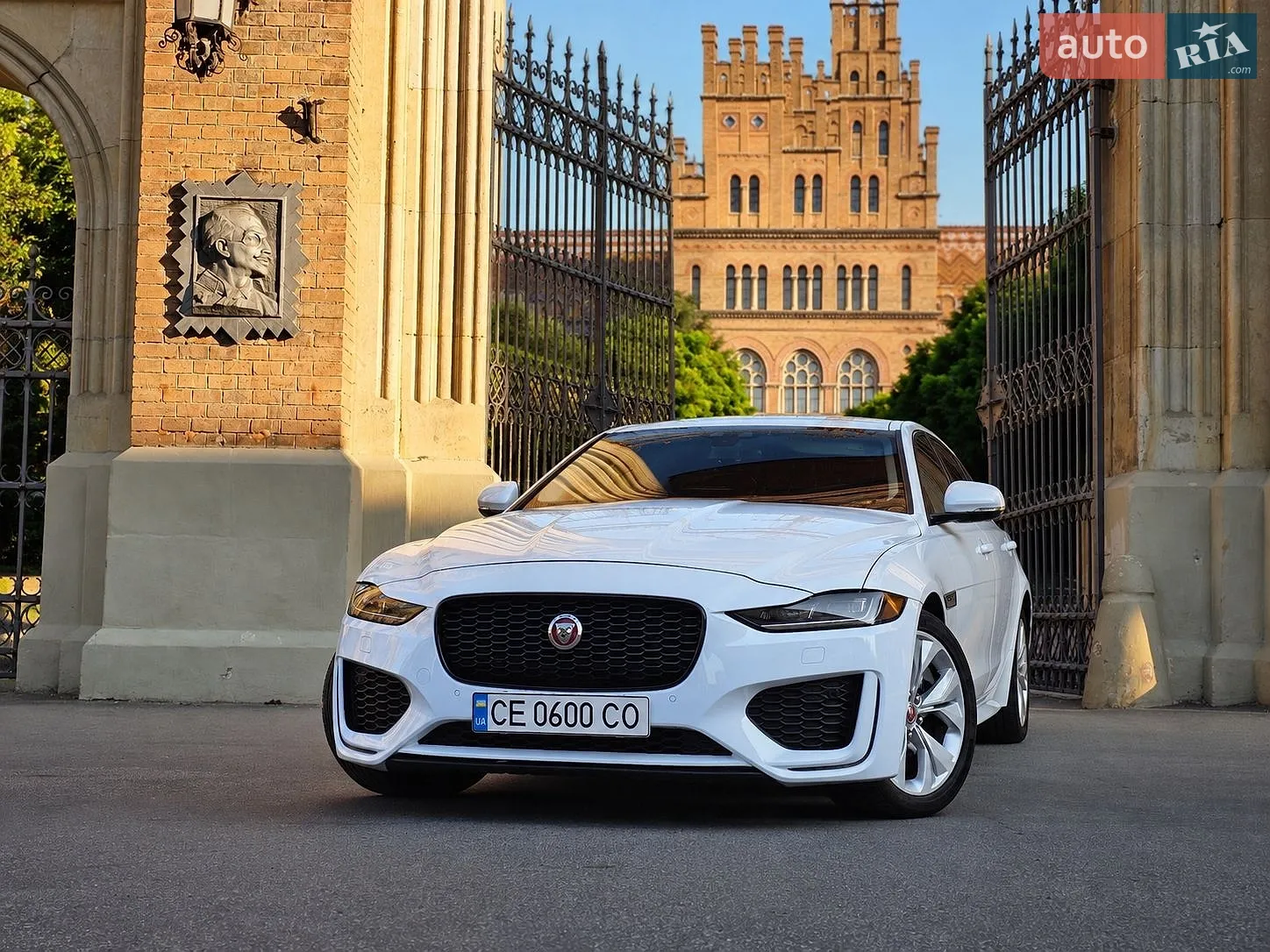 Jaguar XE 2016 VIN SAJAR4BG0HA950264 фото оголошення 9 з 20