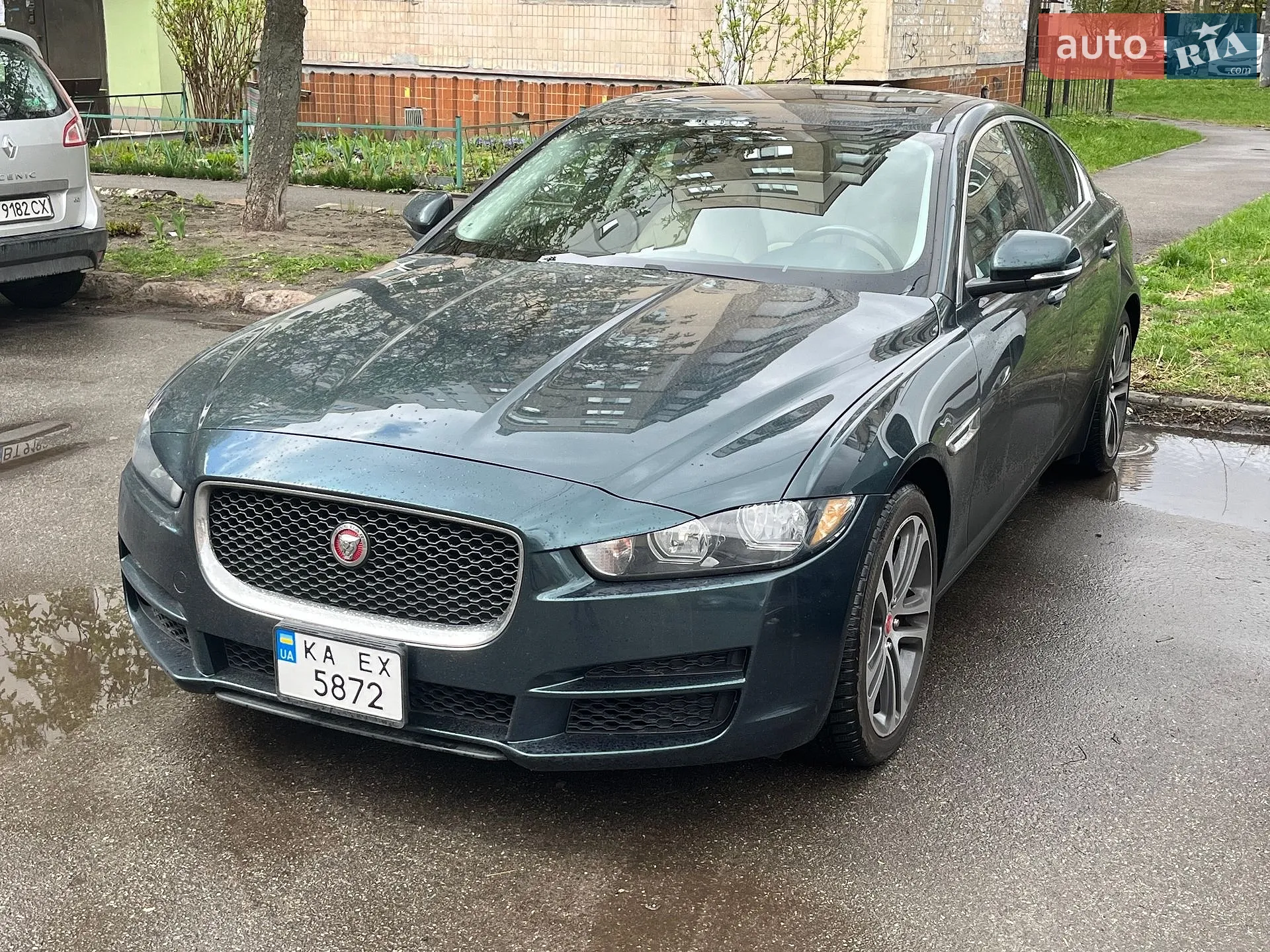 2016 Jaguar XE - фото 1