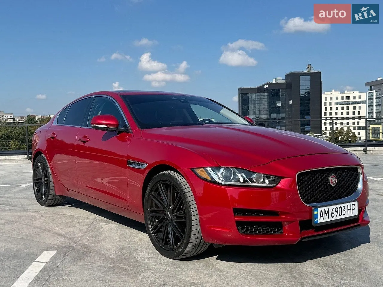 2018 Jaguar XE - фото 1