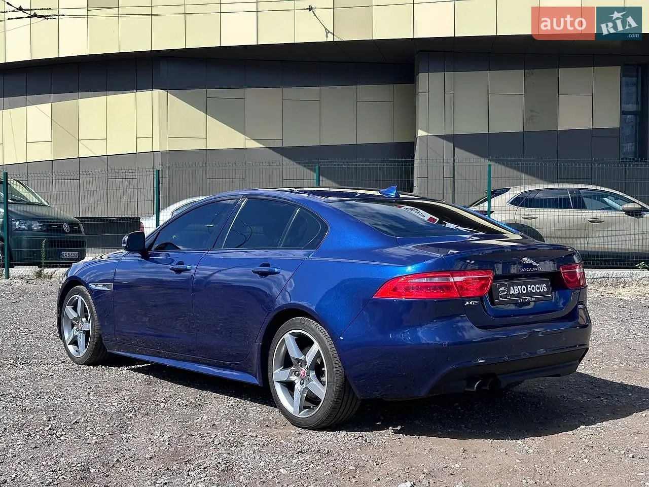 2015 Jaguar XE - мініатюра 5