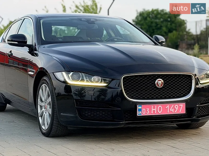Jaguar XE 2016