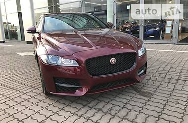 Седан Jaguar XF 2016 в Києві