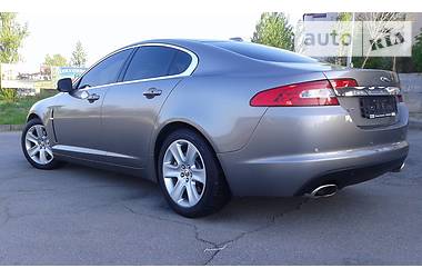 Седан Jaguar XF 2009 в Тернополе