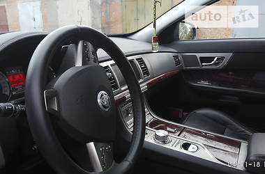 Седан Jaguar XF 2008 в Киеве