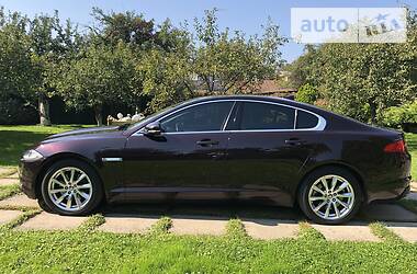 Седан Jaguar XF 2013 в Львове