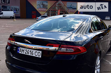 Седан Jaguar XF 2009 в Житомире