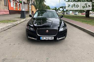 Седан Jaguar XF 2017 в Мелитополе