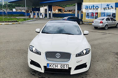 Седан Jaguar XF 2008 в Мукачево