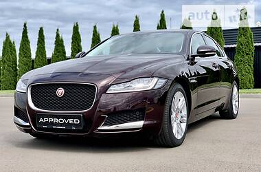 Седан Jaguar XF 2019 в Киеве