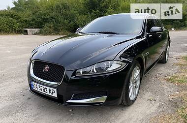 Седан Jaguar XF 2012 в Киеве