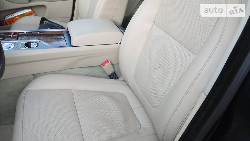 Седан Jaguar XF 2010 в Фастове