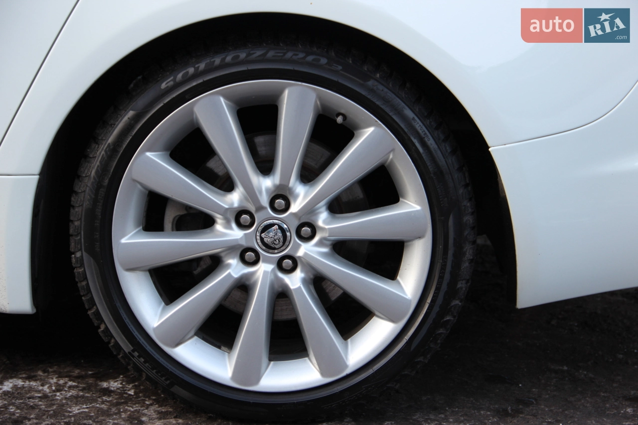2013 Jaguar XF - мініатюра 19