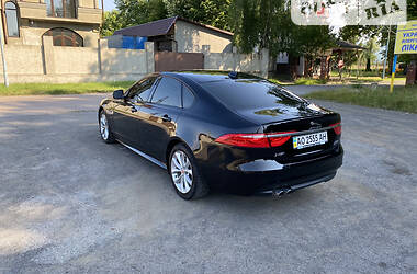 Седан Jaguar XF 2016 в Тячеві