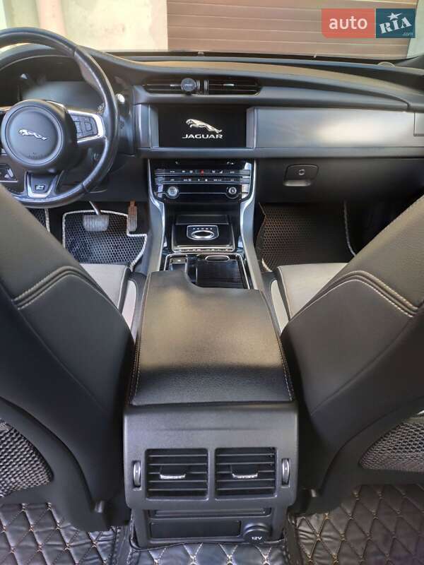 Седан Jaguar XF 2016 в Черноморске фото 9 Седан Jaguar XF 2016 в Черноморске