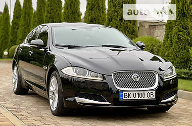 Седан Jaguar XF 2013 в 