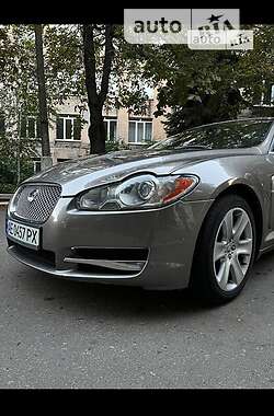 Седан Jaguar XF 2009 в Днепре