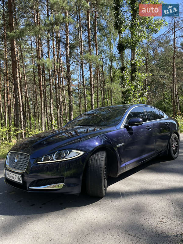Седан Jaguar XF 2015 в Бердичеве