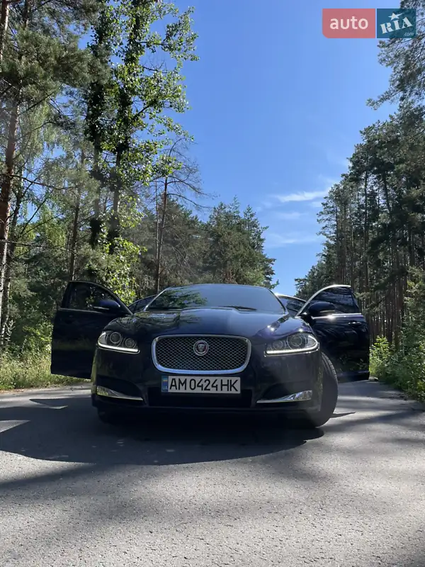 Jaguar XF 2015