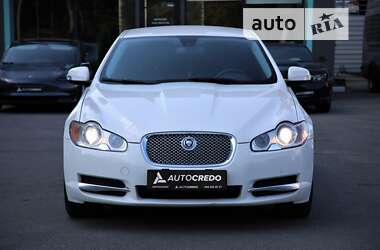 Седан Jaguar XF 2008 в 