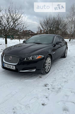 Седан Jaguar XF 2014 в Киеве