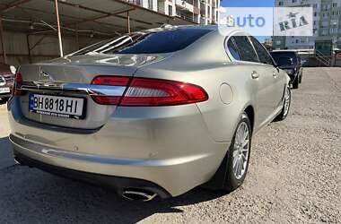 Седан Jaguar XF 2012 в Одесі