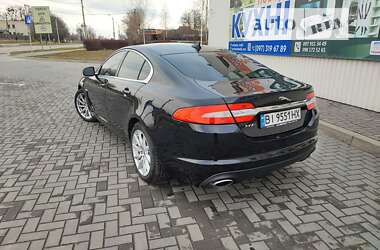 Седан Jaguar XF 2013 в Кременчуці