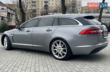 Універсал Jaguar XF 2014 в Ужгороді