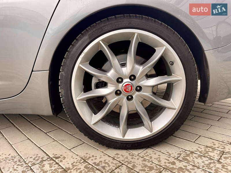 Універсал Jaguar XF 2014 в Ужгороді