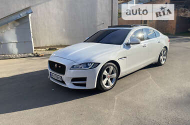 Седан Jaguar XF 2017 в Виннице