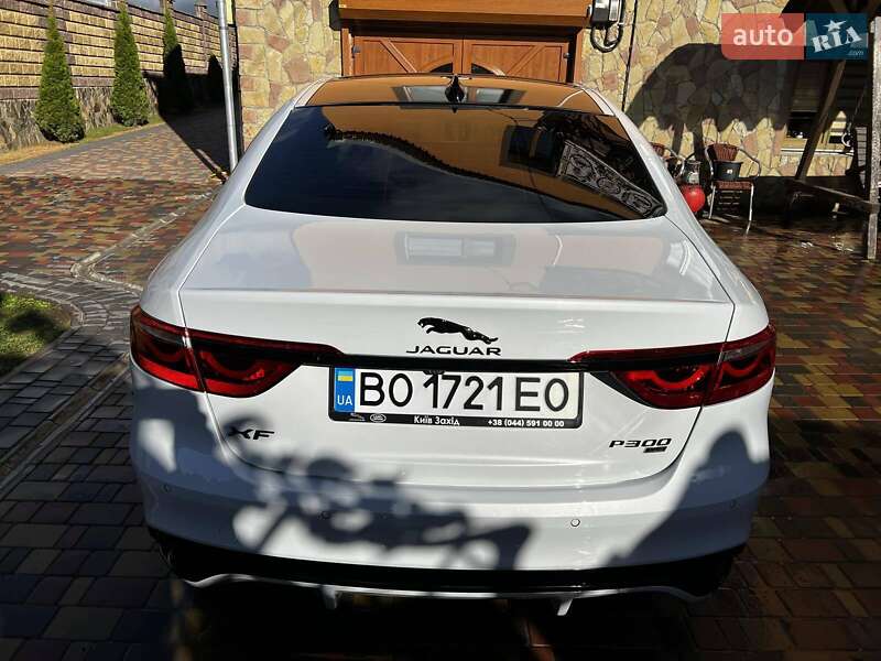 Седан Jaguar XF 2021 в Тернополе