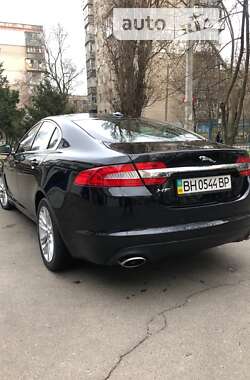 Седан Jaguar XF 2012 в Одесі