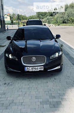 Седан Jaguar XF 2014 в Луцьку