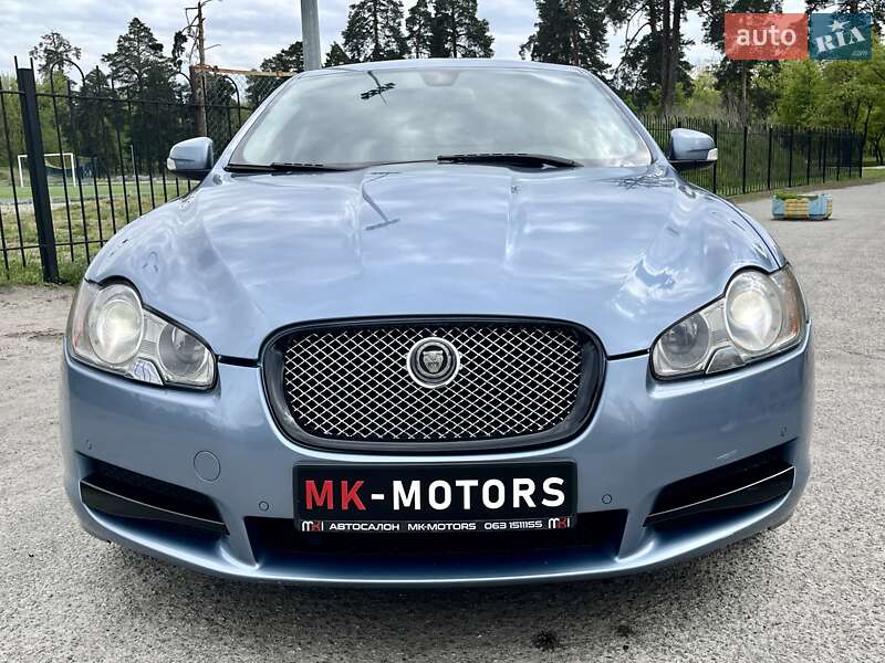 Седан Jaguar XF 2008 в Києві