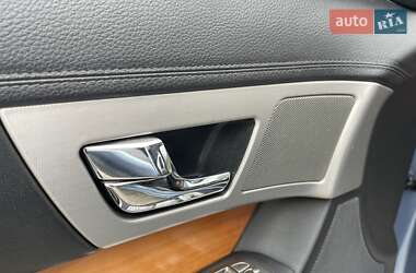 Седан Jaguar XF 2008 в 