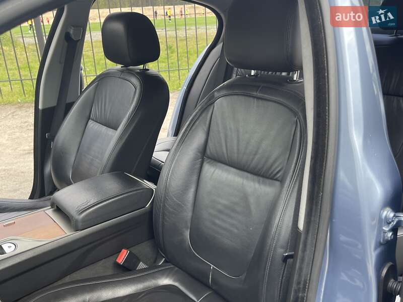 Седан Jaguar XF 2008 в Києві