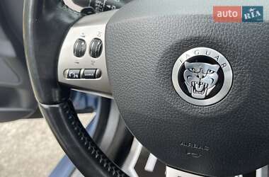 Седан Jaguar XF 2008 в 