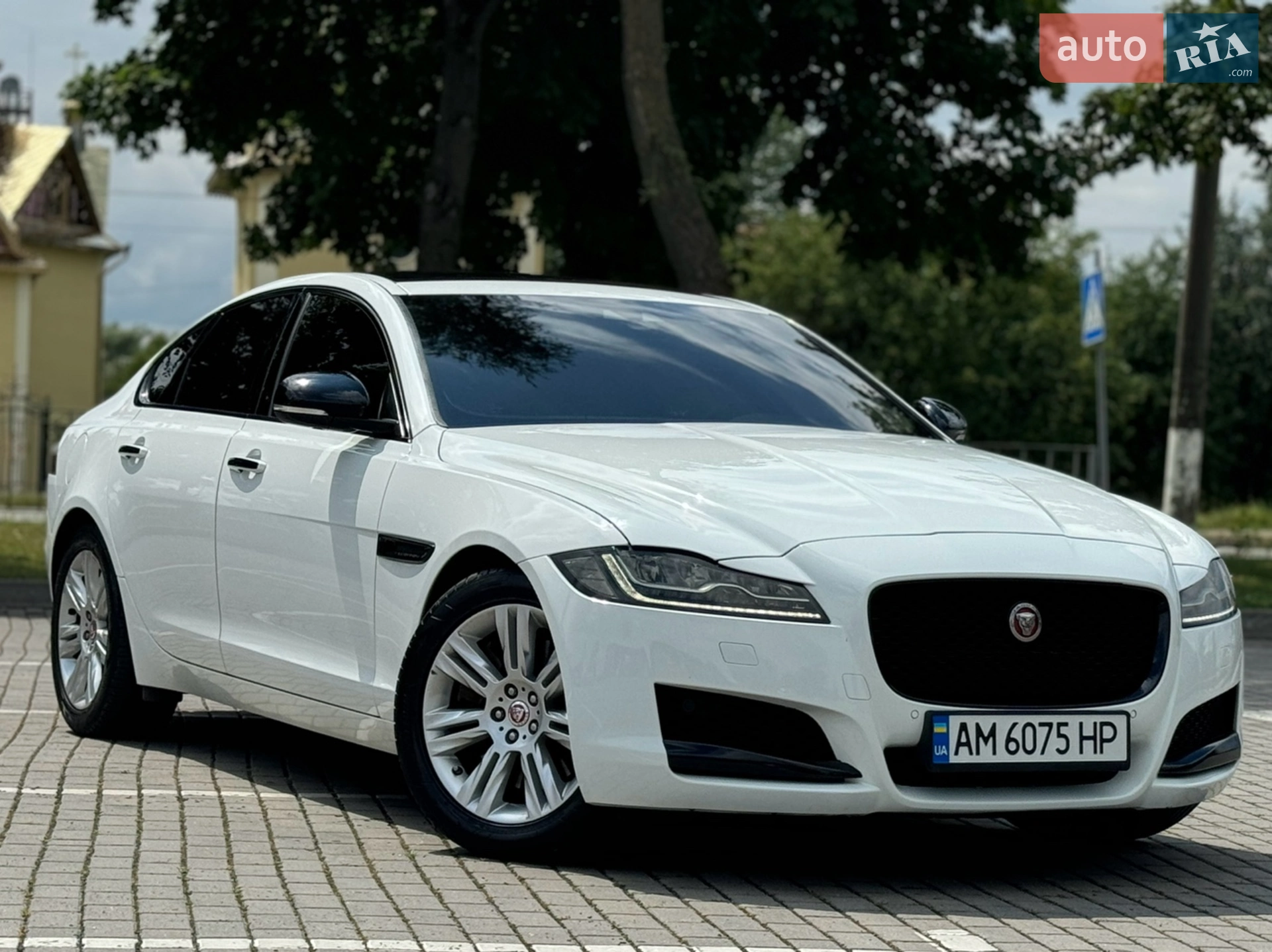 2016 Jaguar XF - мініатюра 21